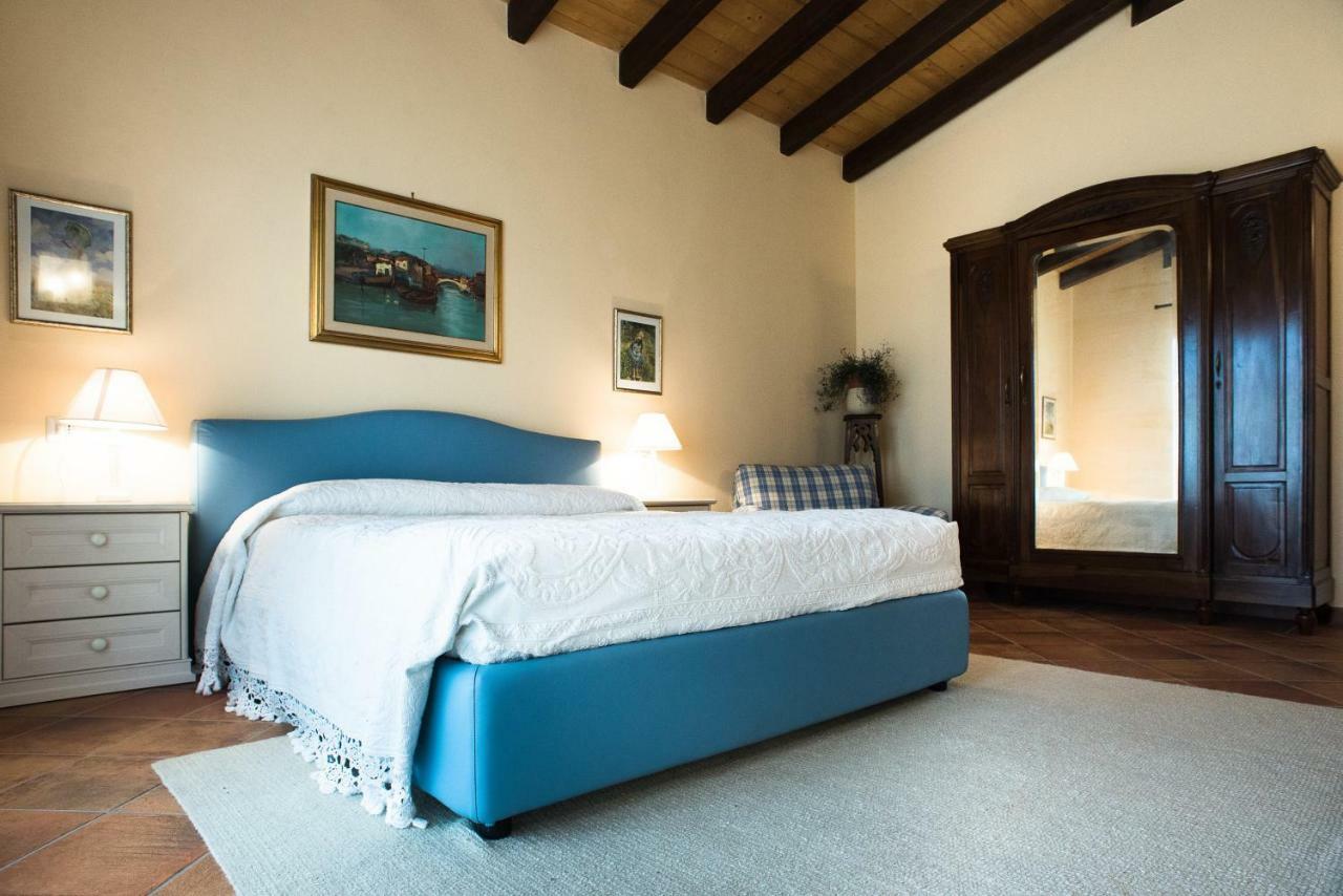 مبيت وإفطار Villa San Pietro Le Tre Civette - Residenza Di Campagna المظهر الخارجي الصورة